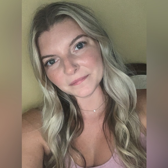 Meet your Posher, Maddie - Picture 2 of 5